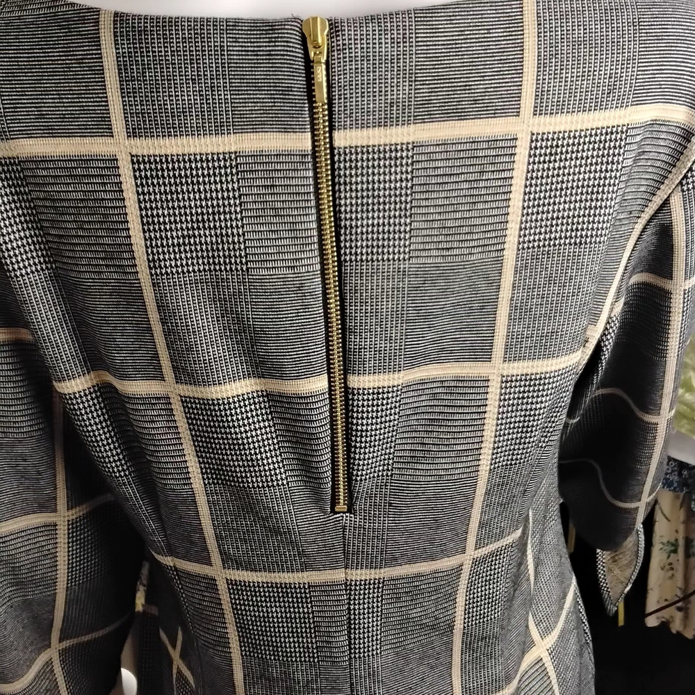 Liz Claiborne -Plaid Gray Women's Dress - Picture 5 of 5